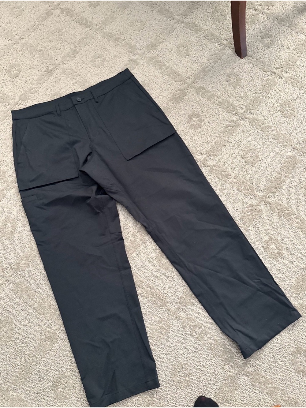 Alo Men's Black Pants - Classic Straight Fit